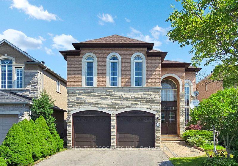 2 Lord Nelson Court Richmond Hill Ontario Canada Sale residential Nathan Gurunathan REALTY ASSOCIATES INC. Brokerage*
