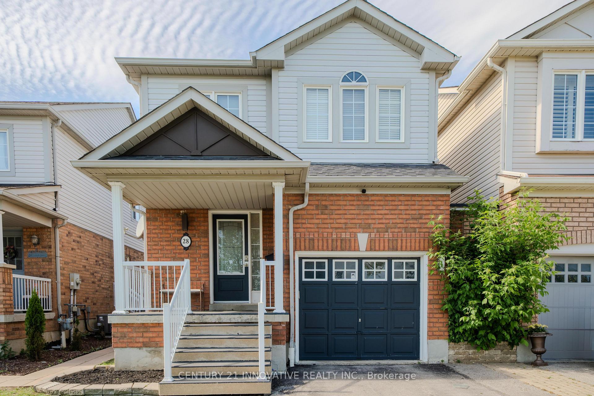 Upper - 28 Samandria Avenue Whitby Ontario Canada Rent residential Richard Alfred Century 21 Innovative Realty Inc., Brokerage *