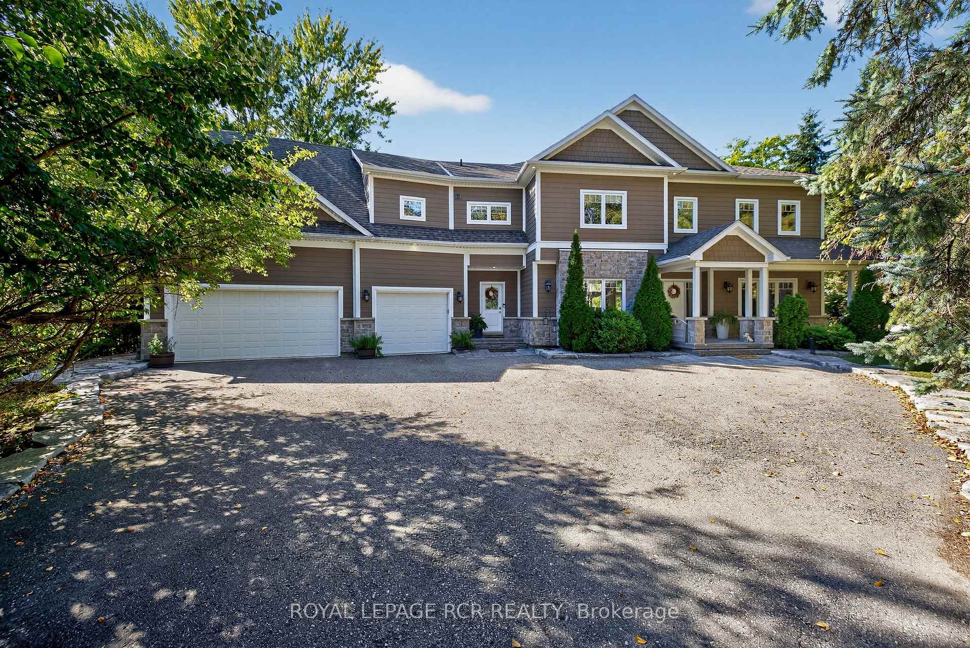 20572 Yonge Street East Gwillimbury Ontario Canada Sale residential Debbie Martin Royal LePage RCR Realty, Brokerage *