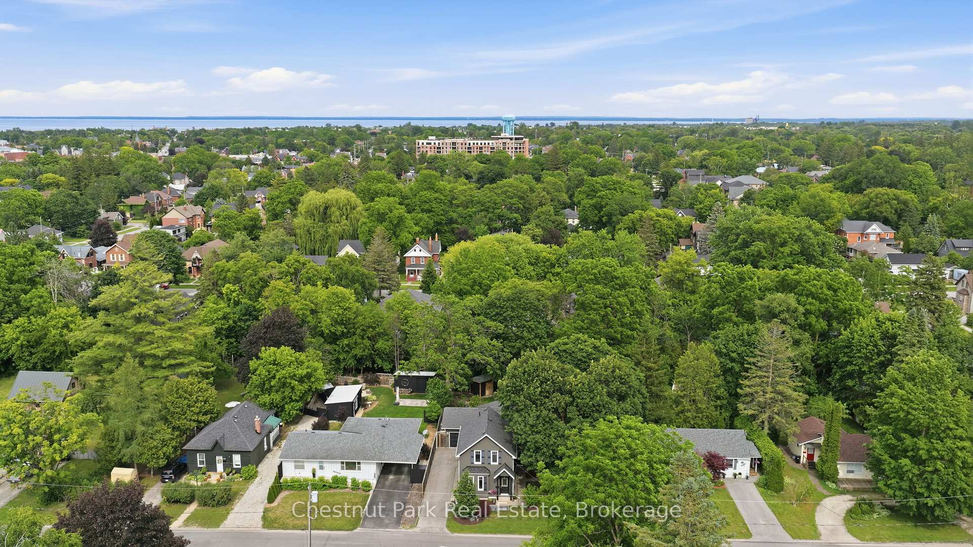 3 Bedroom Single Family Home/House's Image 43