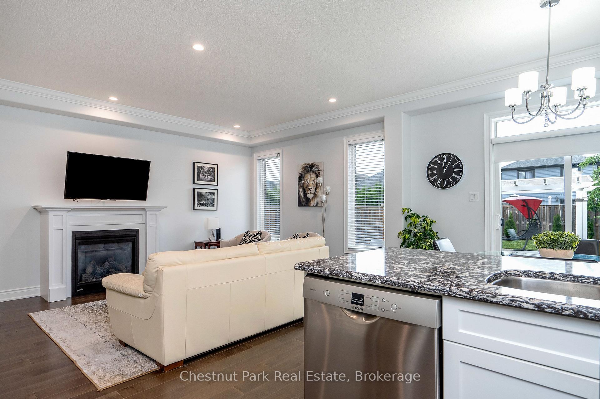 3 Bedroom Single Family Home/House's Image 36