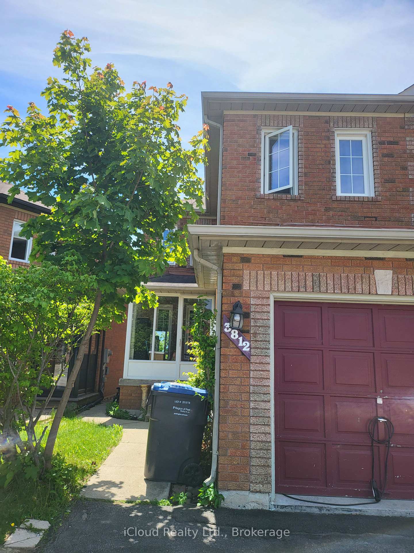 3812 Craighurst Avenue Mississauga Ontario Canada Rent residential Ivan Beran iCloud Realty Ltd. 