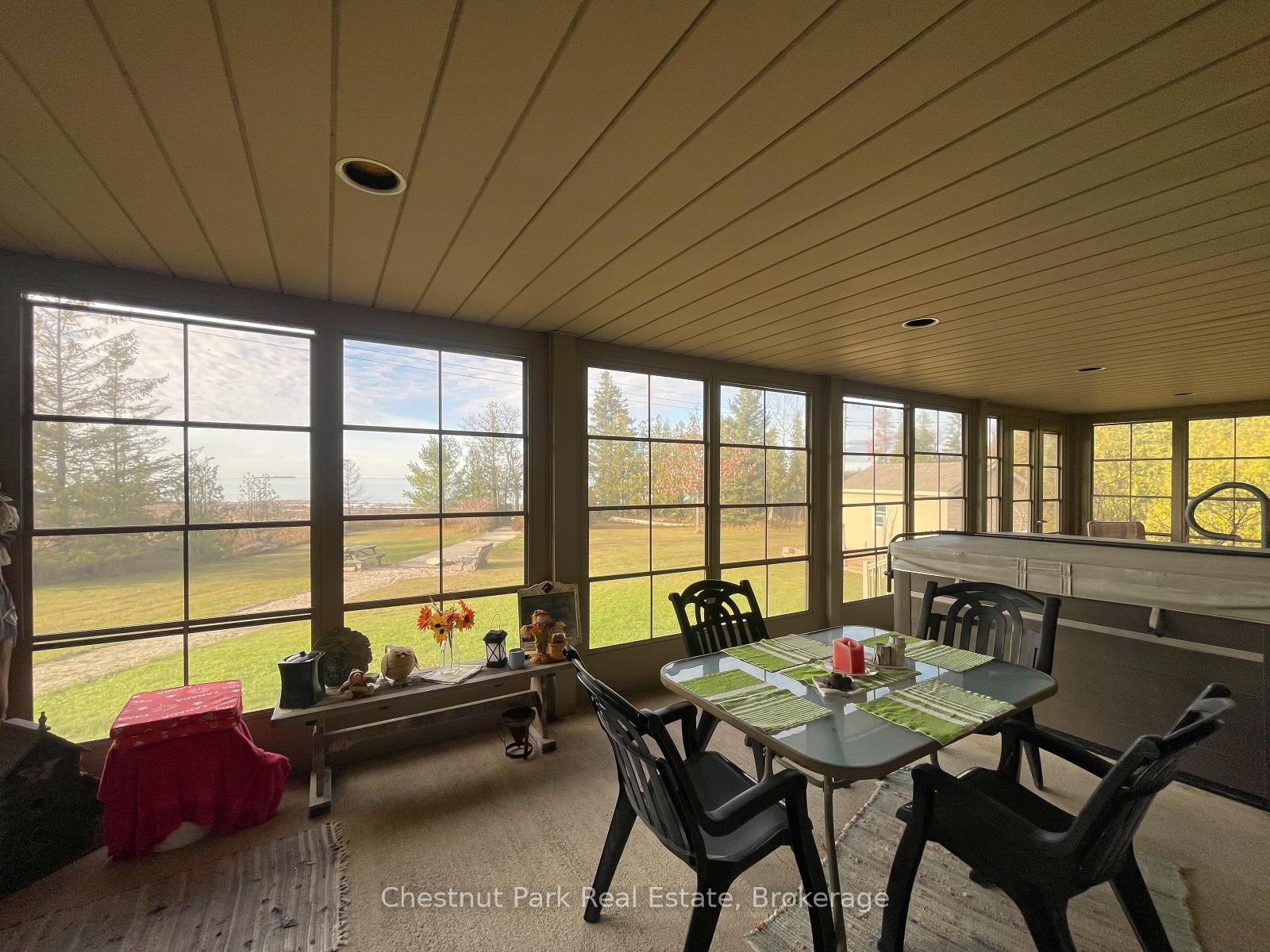 4 Bedroom Single Family Home/House's Image 7