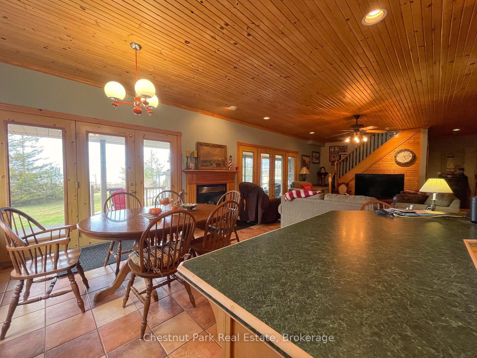 4 Bedroom Single Family Home/House's Image 4