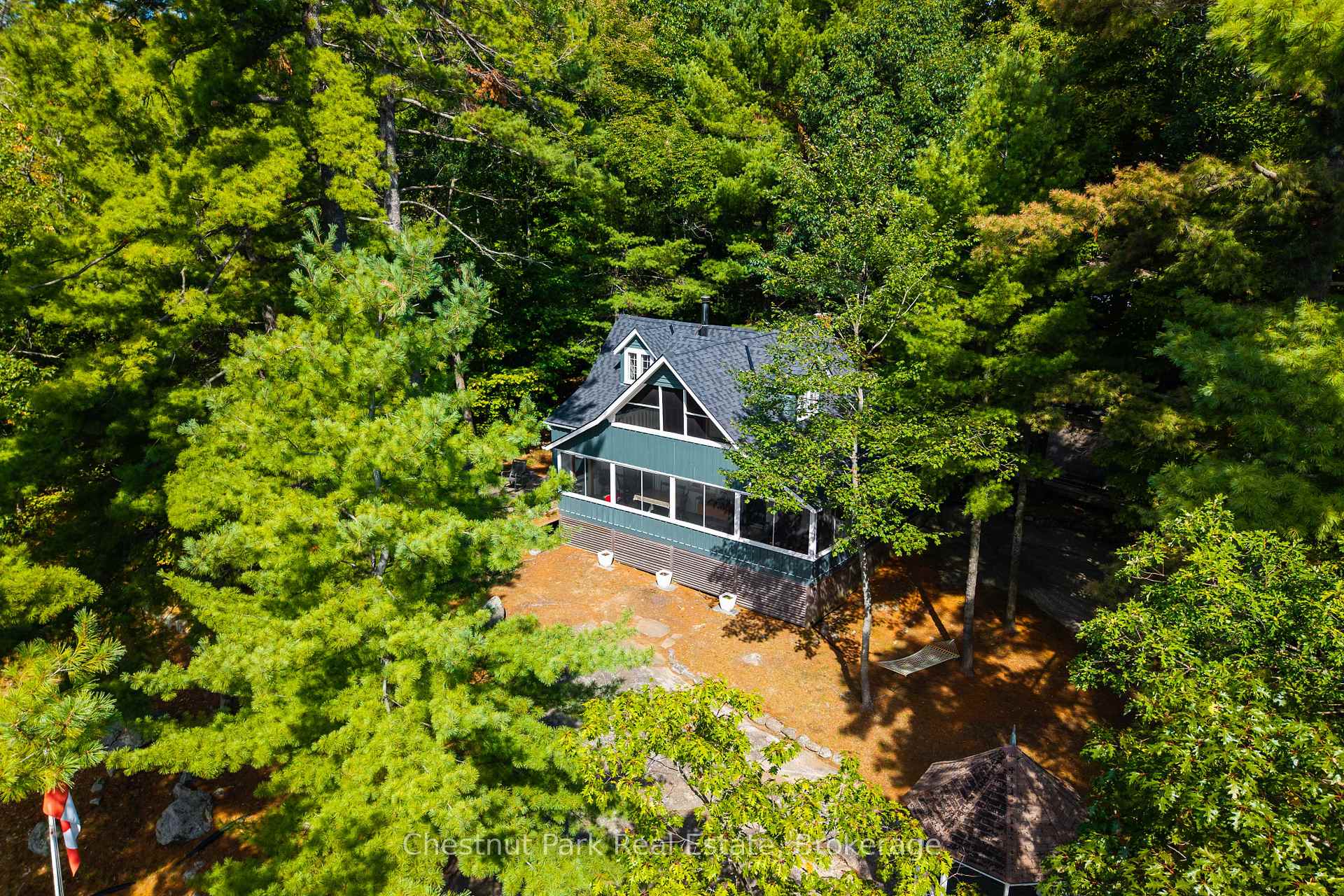 5 Bedroom Single Family Home/House's Image 33