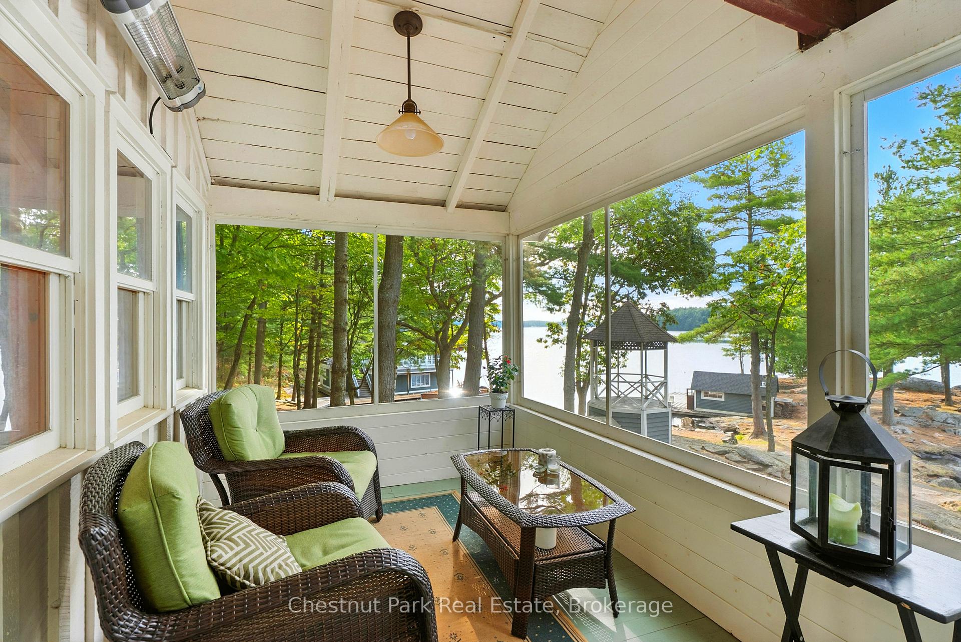 5 Bedroom Single Family Home/House's Image 9