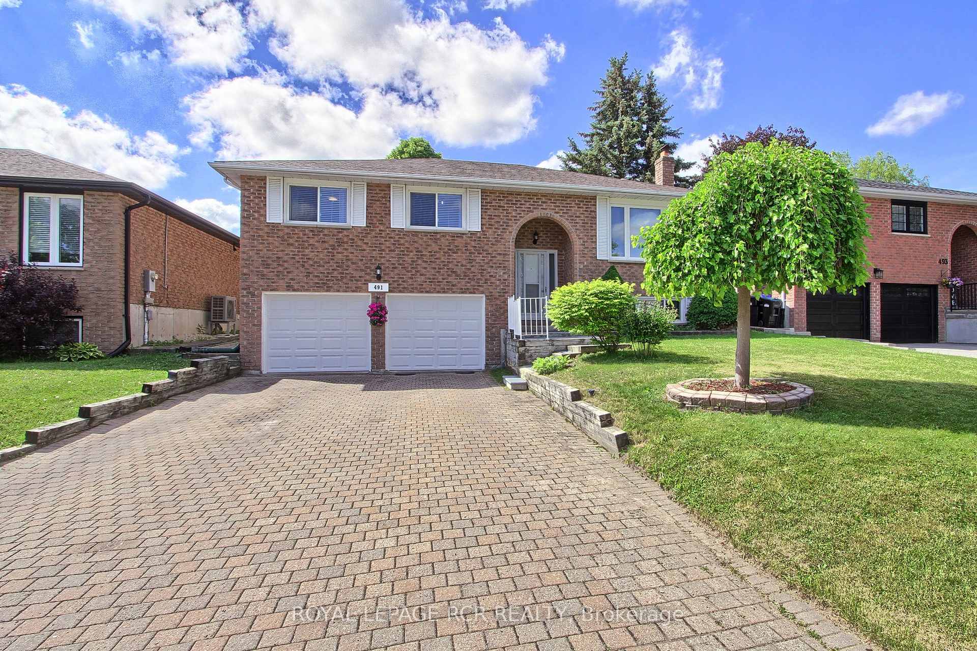 491 Maplegrove Avenue Bradford West Gwillimbury Ontario Canada Sale residential Debbie Martin Royal LePage RCR Realty, Brokerage *
