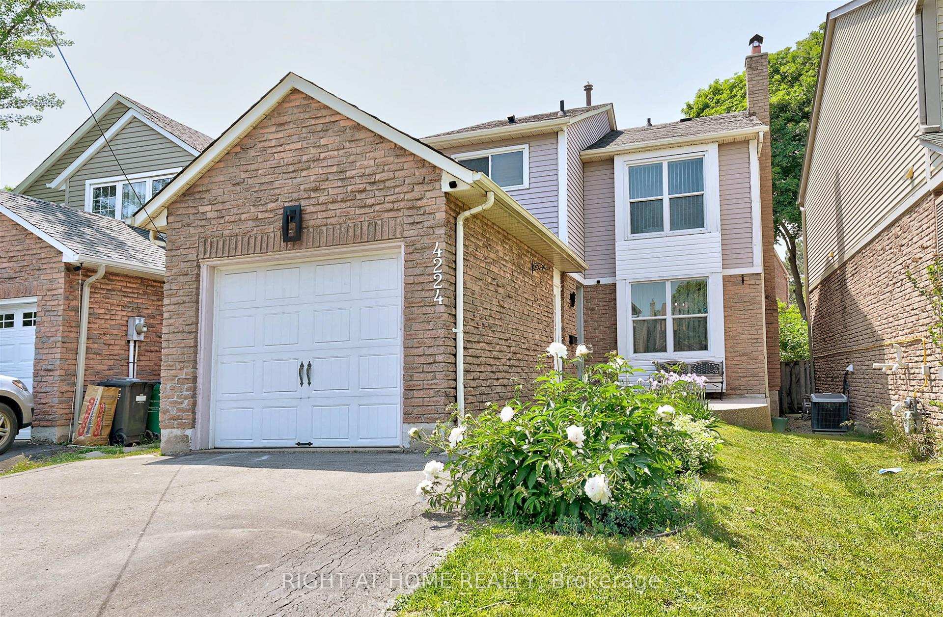 4224 Trapper Crescent Mississauga Ontario Canada Rent residential Phil Brown Right at Home Realty, Brokerage*