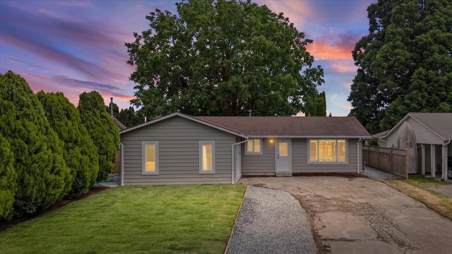 8900 CHARLES STREET|Chilliwack P Chilliwack British Columbia Canada Sale residential Jason Sandhu & Associates Pathway Executives Realty Inc.