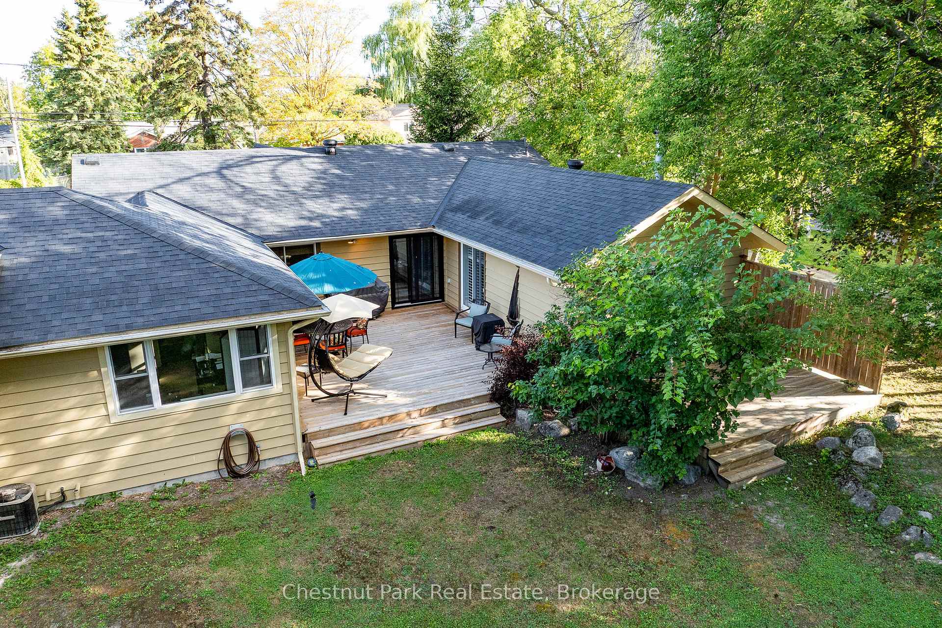 3 Bedroom Single Family Home/House's Image 37