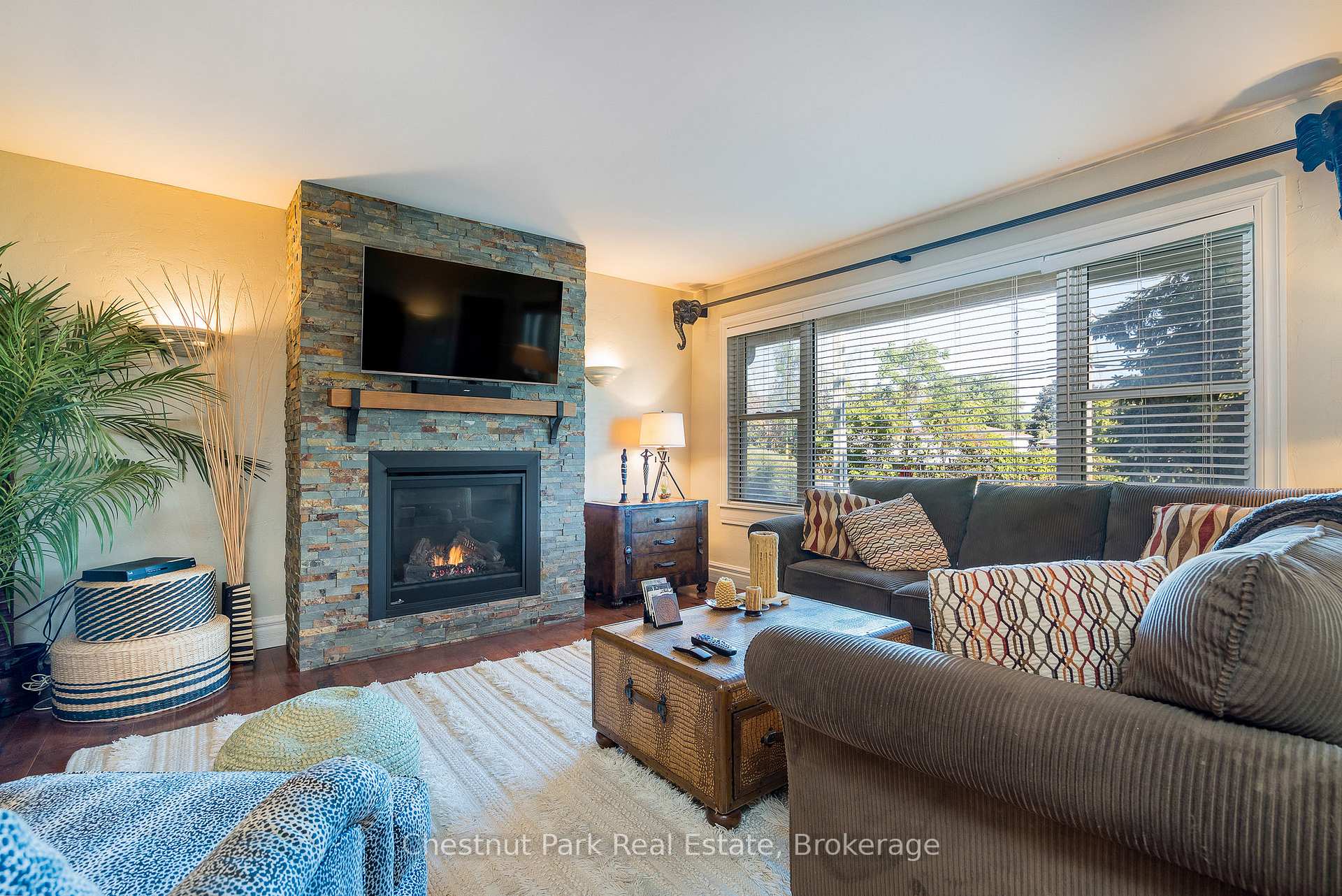 3 Bedroom Single Family Home/House's Image 8