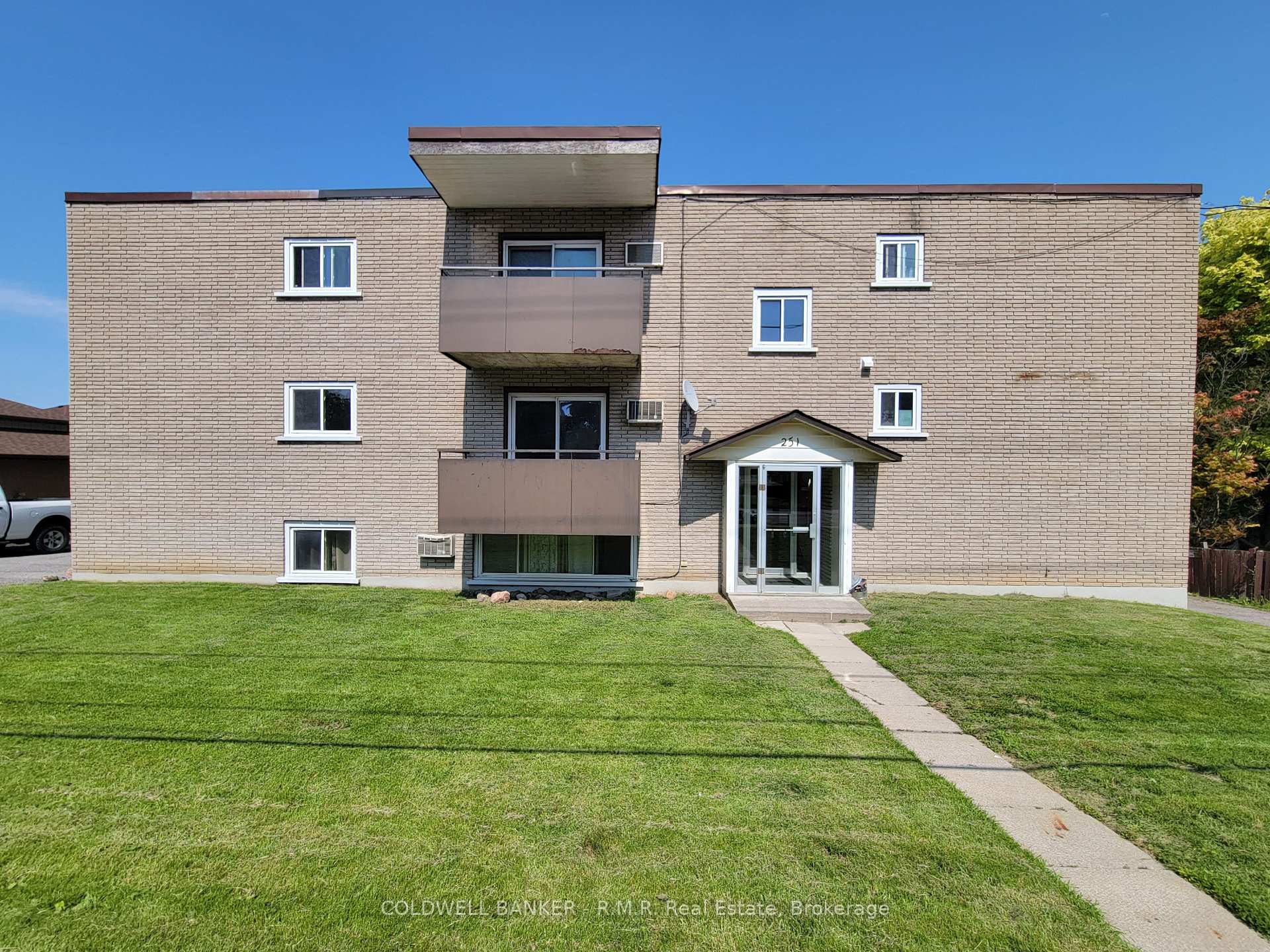 3 - 251 Liberty Street N Clarington Ontario Canada Rent residential   Coldwell Banker - R.M.R. Real Estate, Brokerage *
