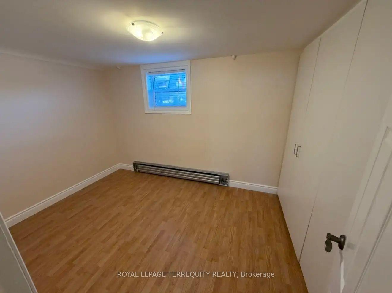 1564 The Queensway Toronto Ontario Canada Rent residential   Royal LePage Terrequity Capital Realty, Brokerage*