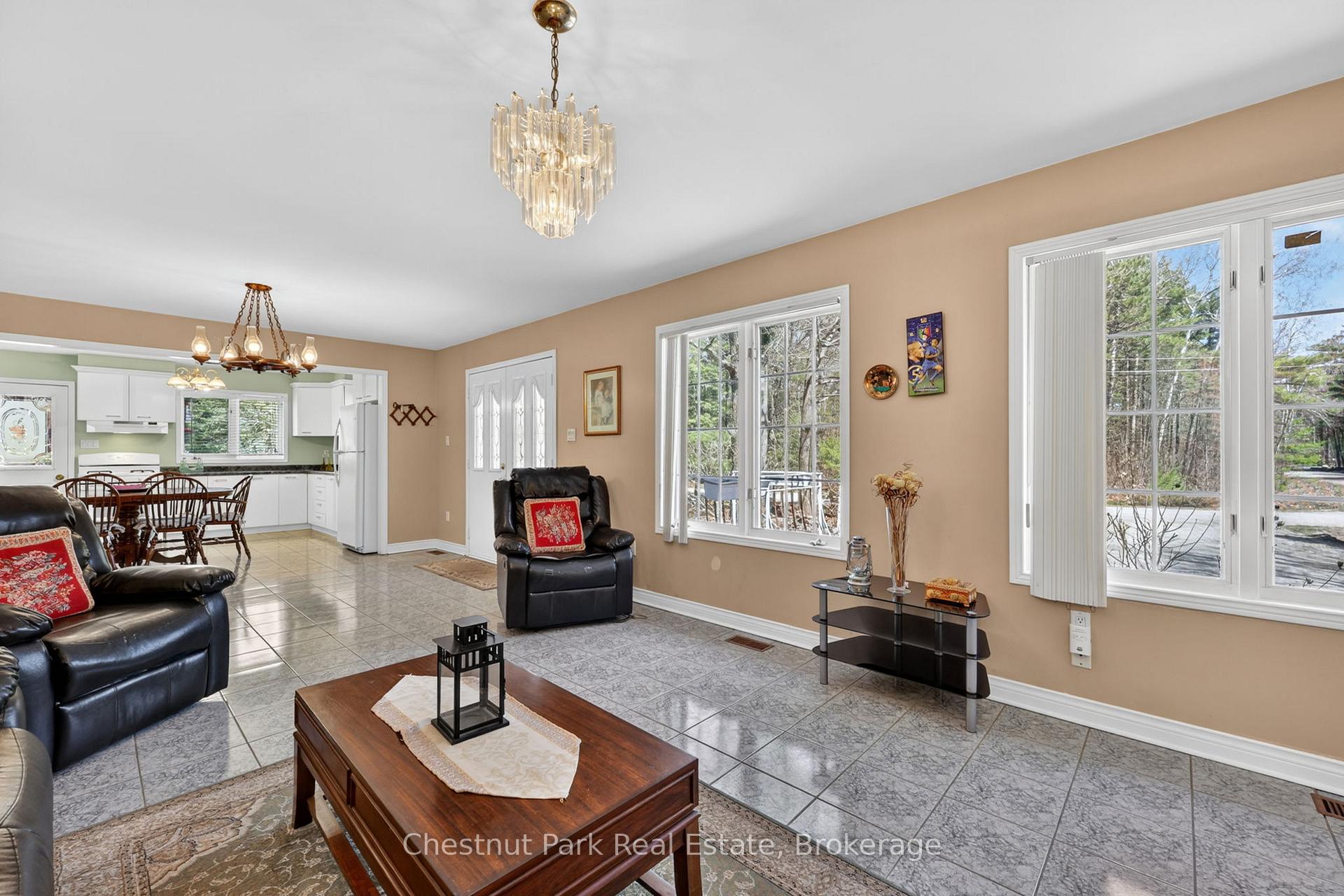 3 Bedroom Single Family Home/House's Image 9
