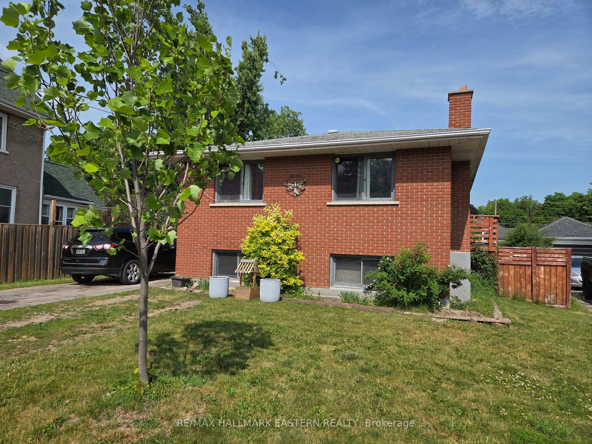 618 Donegal Street Peterborough Ontario Canada Sale residential TRUDY WILSON RE/MAX Eastern Realty Inc. Brokerage*