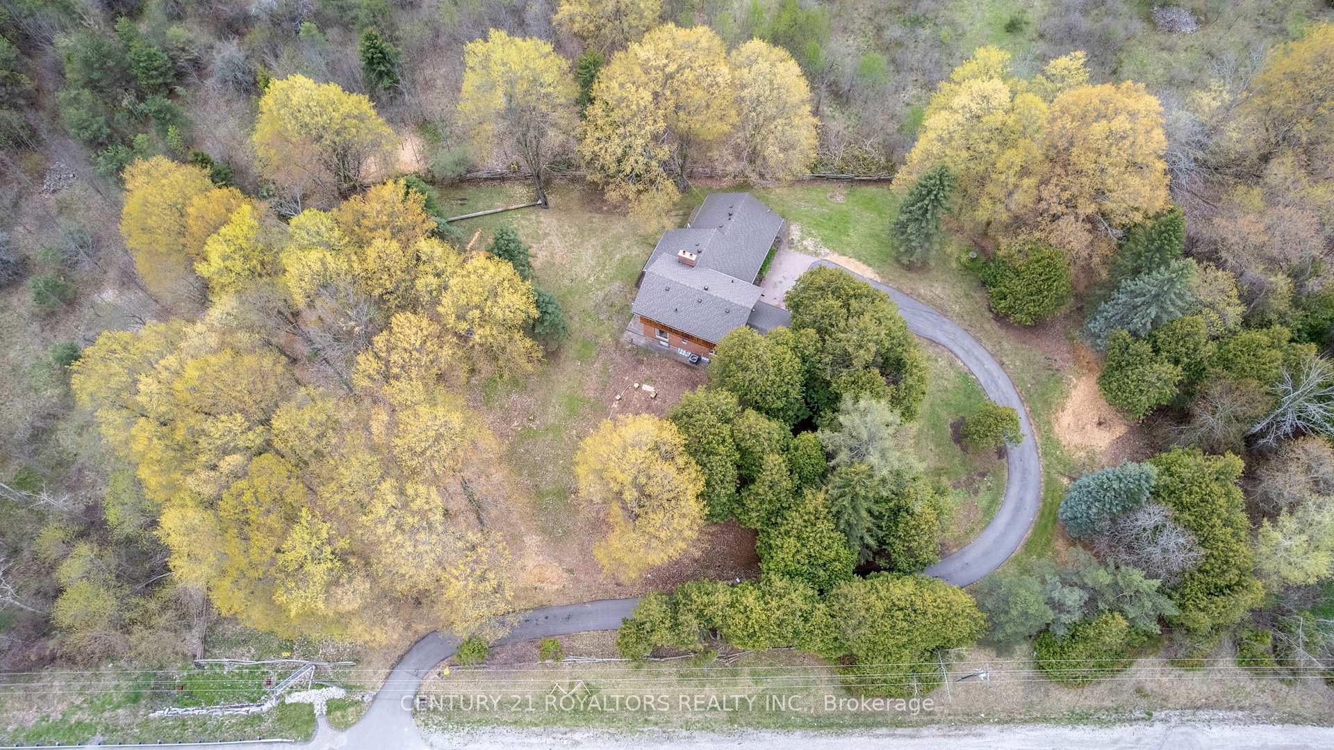 17940 Airport Road Caledon Ontario Canada Sale residential Gagan Dhah Century 21 Royaltors Realty Inc.,Brokerage