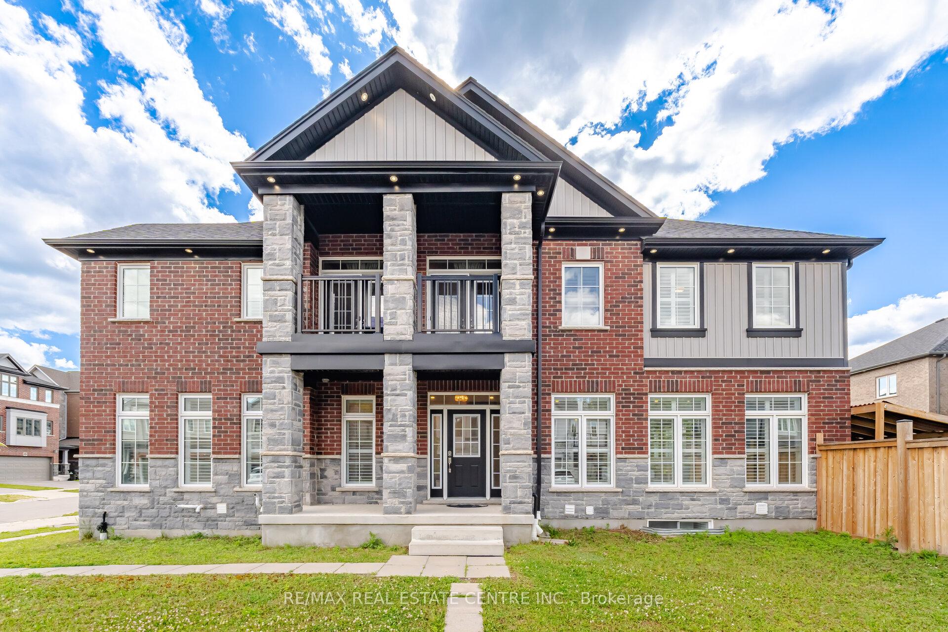 127 Monarch Woods Drive Kitchener Ontario Canada Sale residential A. Q. Mufti RE/MAX Real Estate Centre Inc., Brokerage*