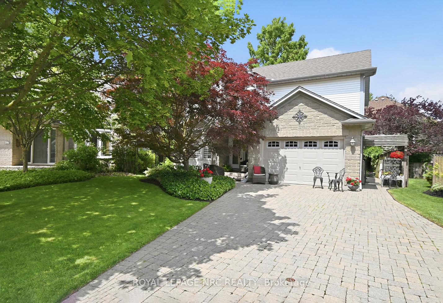 15 Brigantine Court St. Catharines Ontario Canada Sale residential Lily Ruggi ROYAL LEPAGE NRC REALTY
