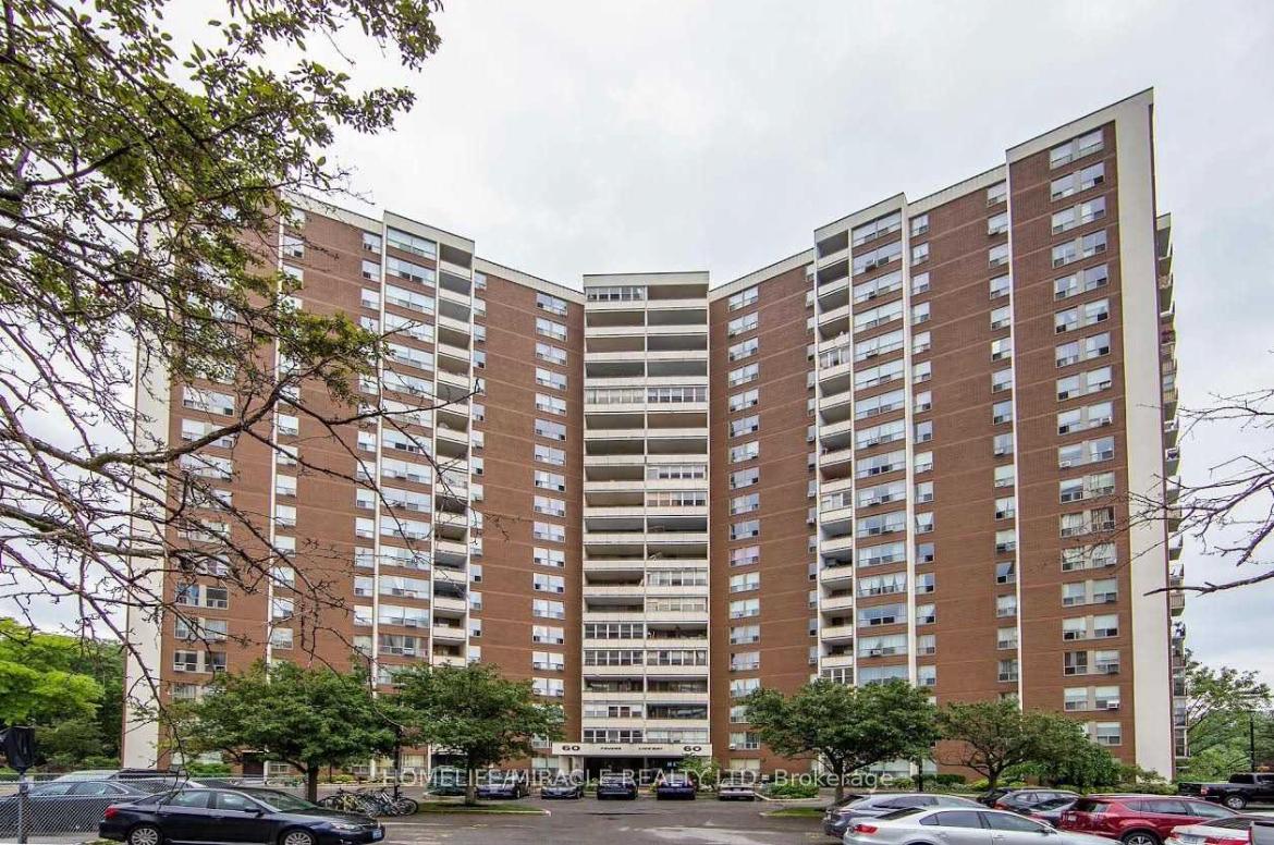 216 - 60 Pavane Linkway Toronto Ontario Canada Sale residential Oppen & Reddy HomeLife/Miracle Realty Ltd, Brokerage *