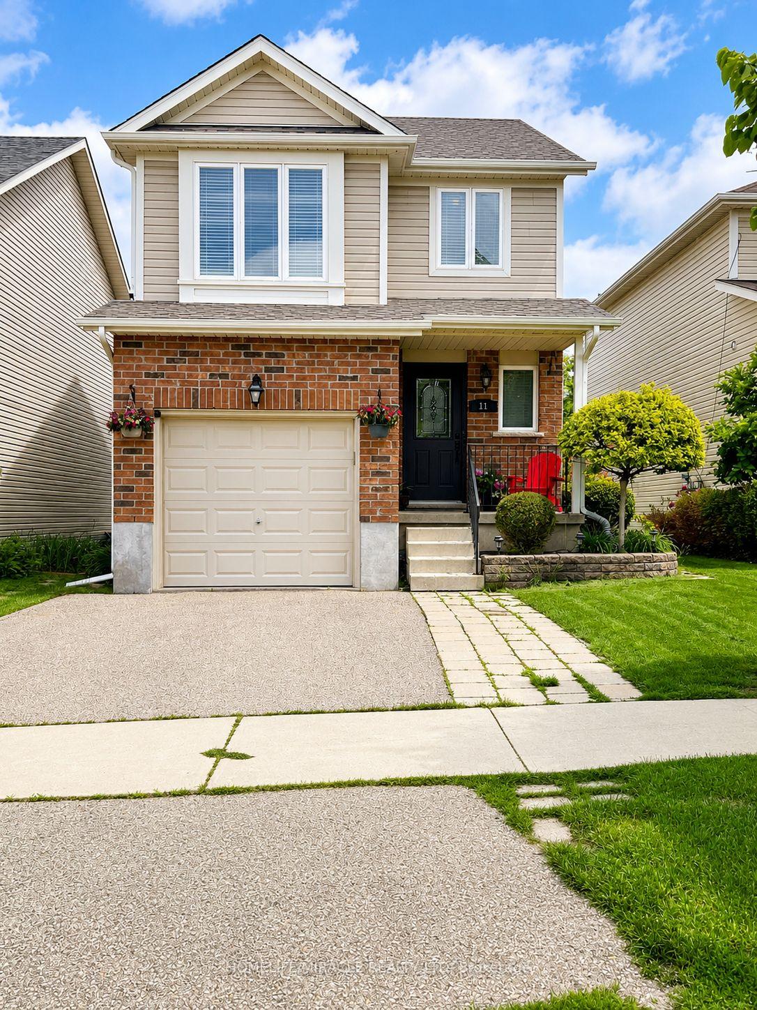 11 Reistview Street Kitchener Ontario Canada Sale residential Yoginder Chahal HomeLife/Miracle Realty Ltd, Brokerage *