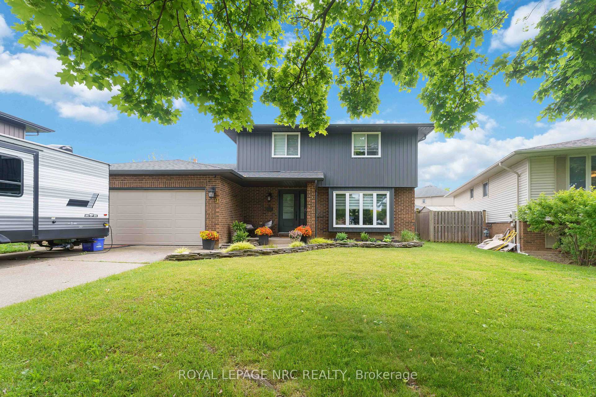 9 Woodgarden Court St. Catharines Ontario Canada Sale residential Lily Ruggi ROYAL LEPAGE NRC REALTY