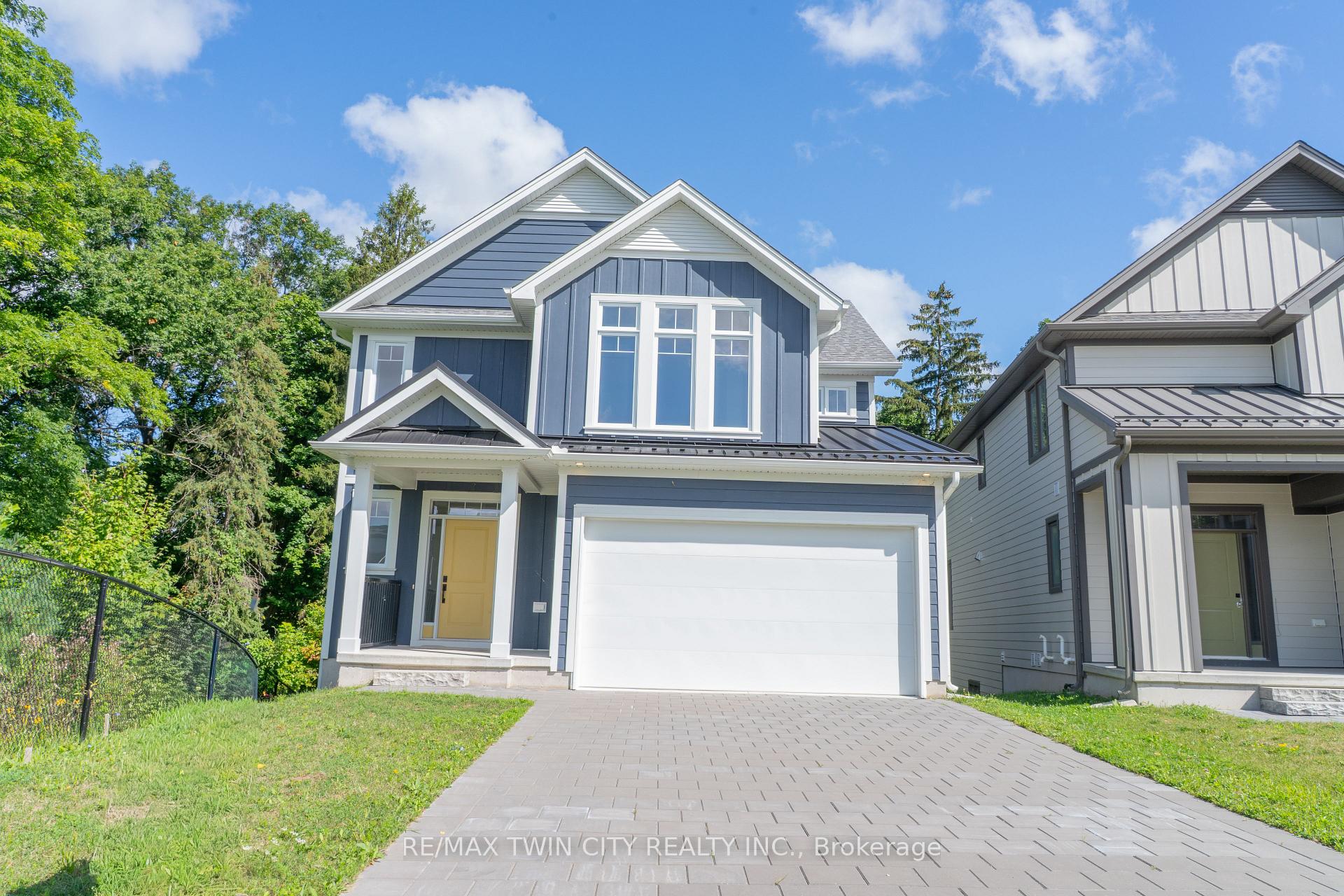 108 CHRISTOPHER Court London South Ontario Canada Sale residential Lidia Miu RE/MAX Twin City Realty Inc., Brokerage*