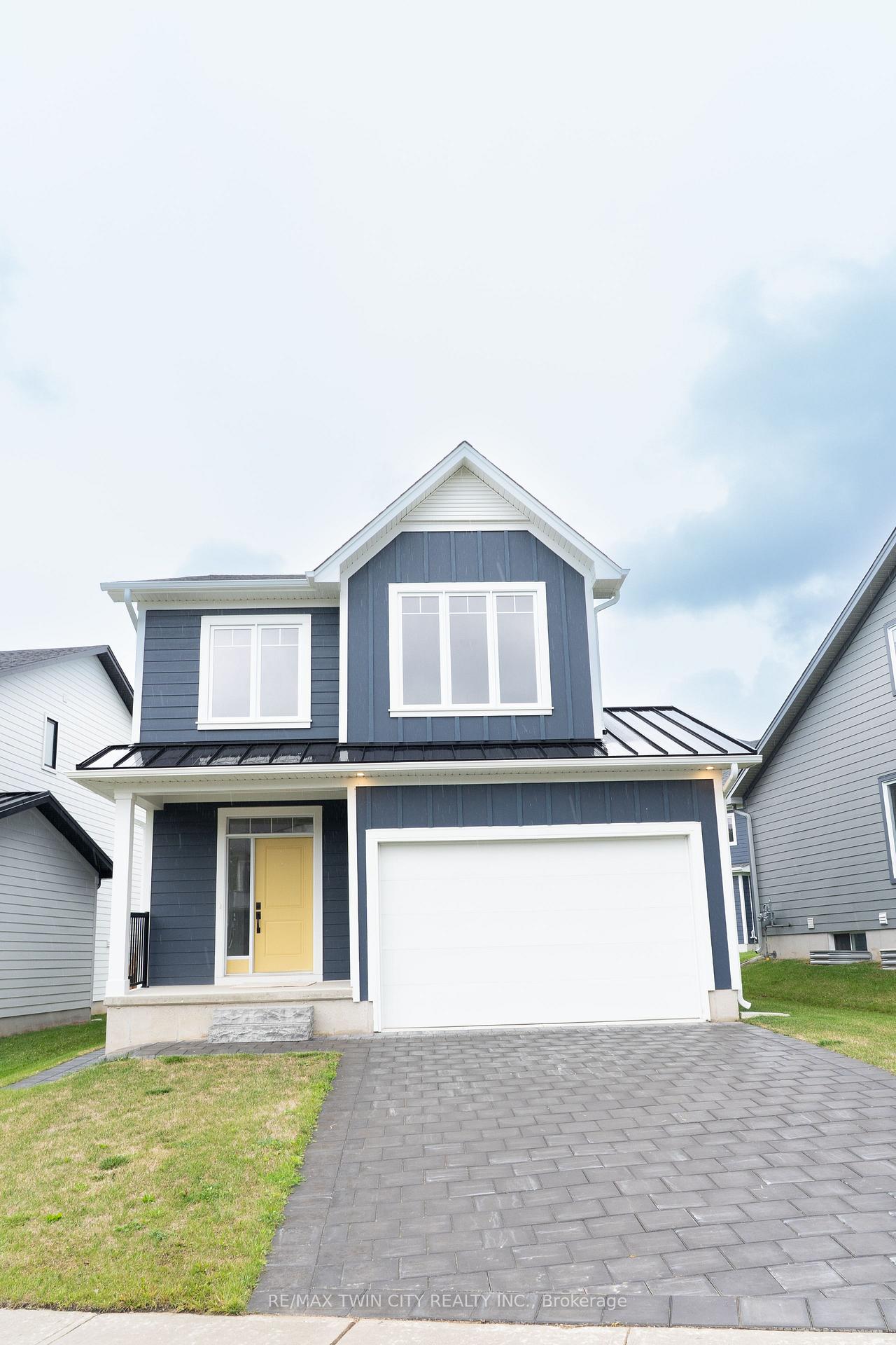 163 JULIE Crescent London South Ontario Canada Sale residential Lidia Miu RE/MAX Twin City Realty Inc., Brokerage*