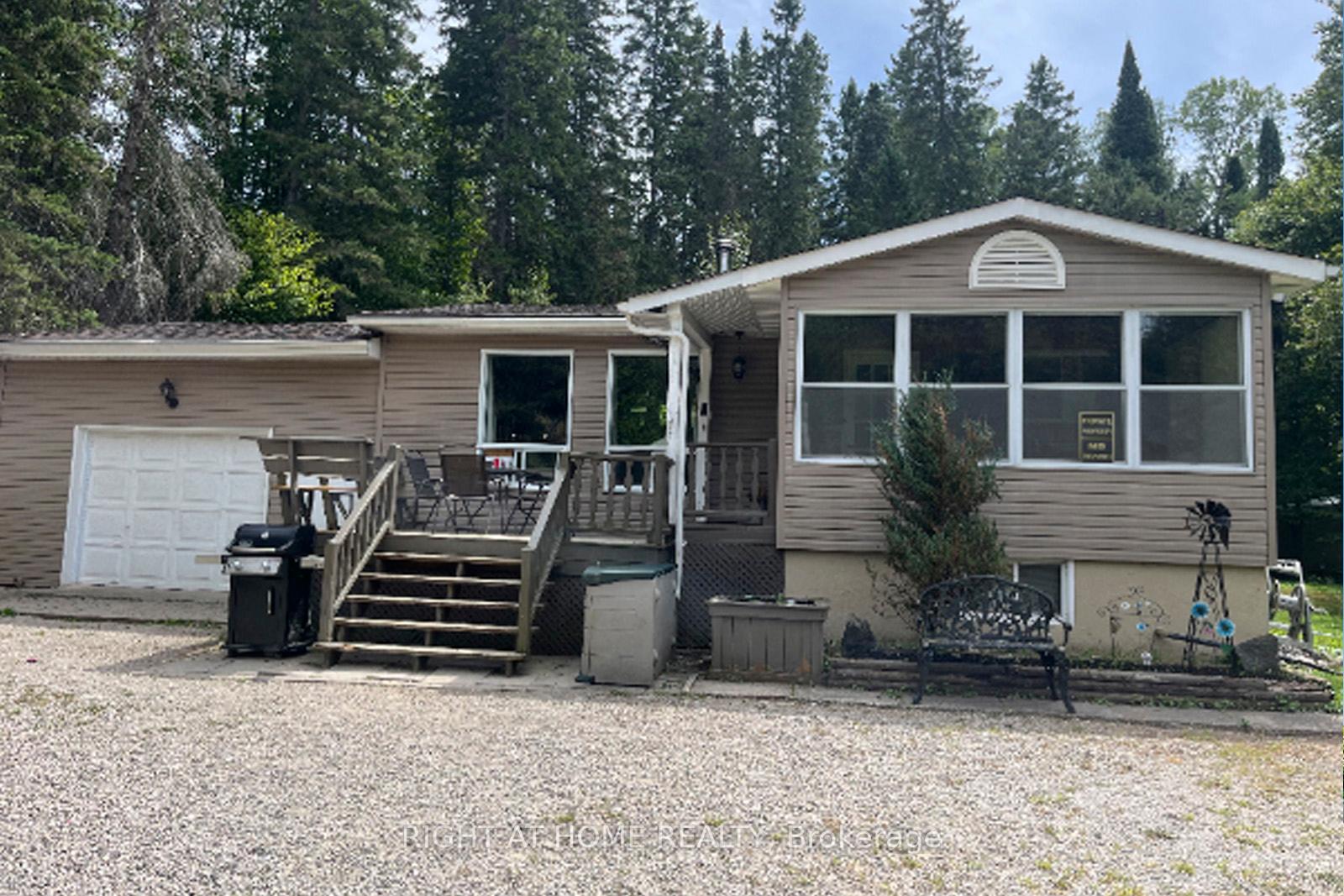 524 BALSAM CHUTES Road Huntsville Ontario Canada Sale residential Trevor WARCOP Right at Home Realty, Brokerage*