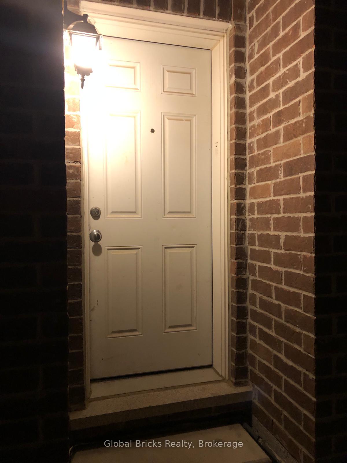 630 Gibson Crescent Milton Ontario Canada Rent residential Muhammad Khurram iCloud Realty Ltd. 
