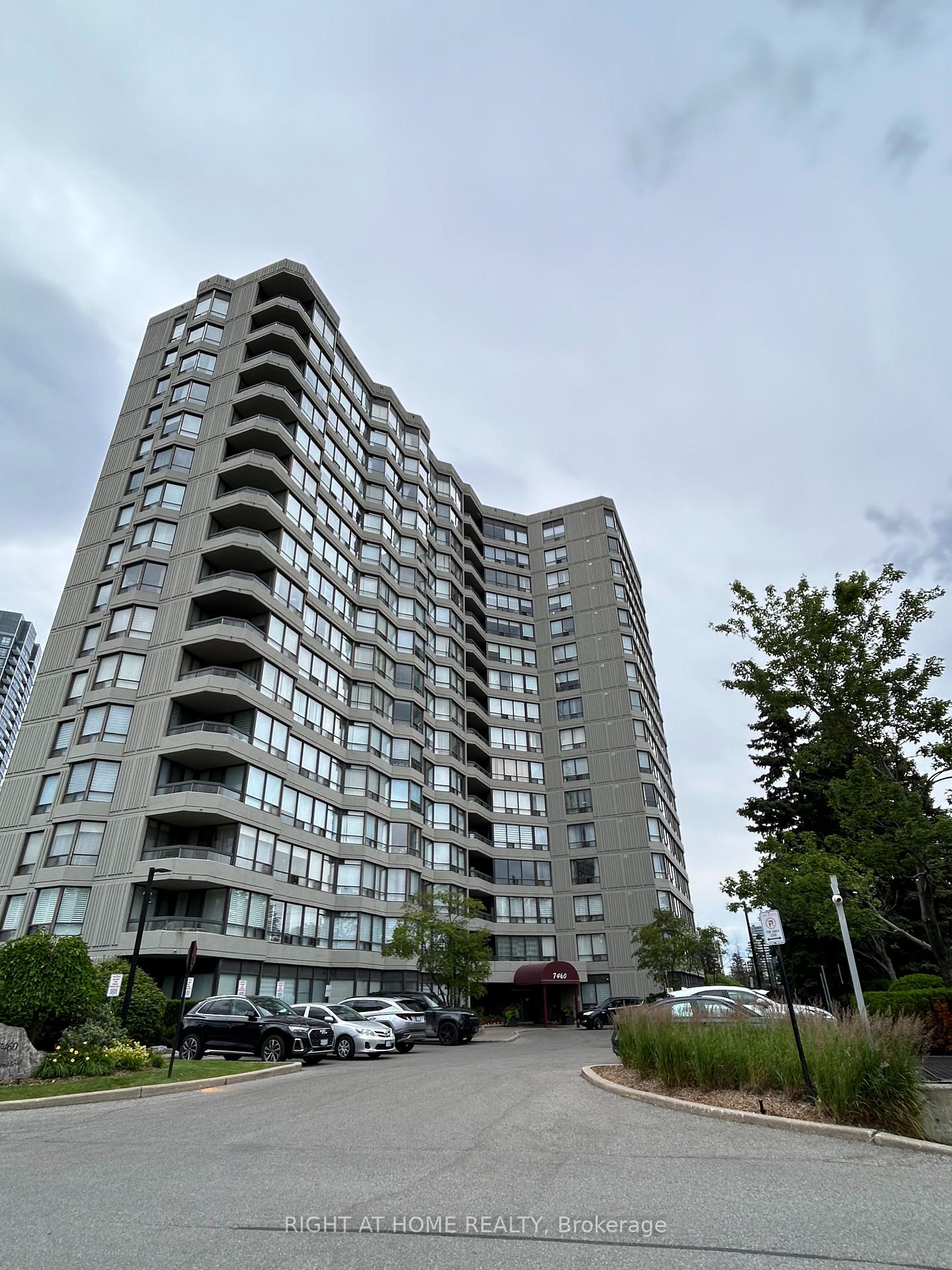 201 - 7460 Bathurst Vaughan Ontario Canada Sale residential Fatima Andrade Right at Home Realty, Brokerage*