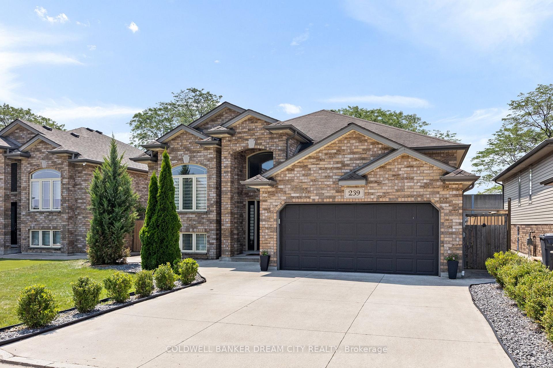 239 BRANTON Crescent Lakeshore Ontario Canada Sale residential Akash Juneja COLDWELL BANKER DREAM CITY REALTY