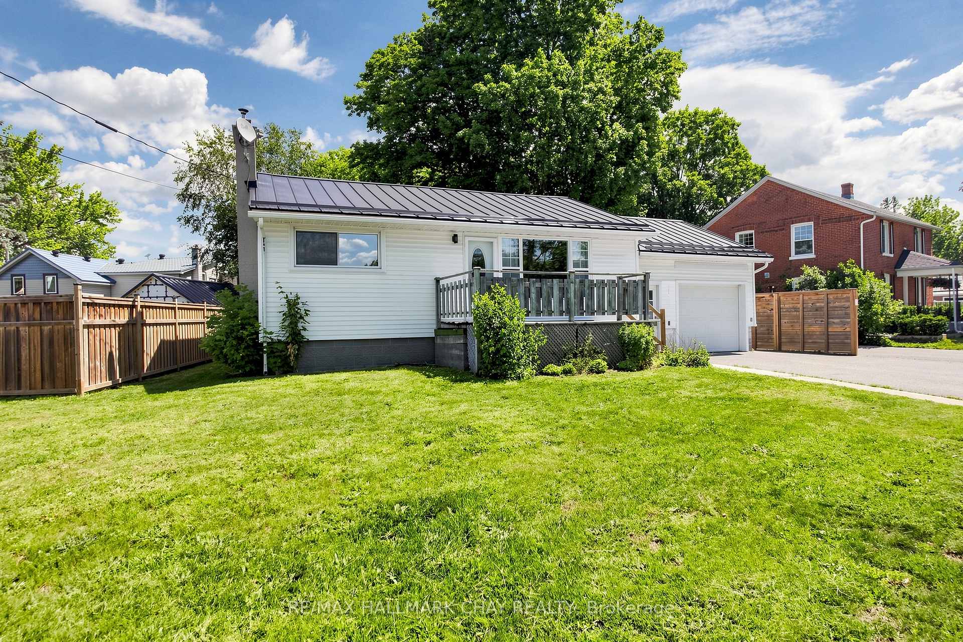 202 Cherry Street Clearview Ontario Canada Sale residential Leo Weel RE/MAX Four Seasons Realty Ltd., Brokerage*