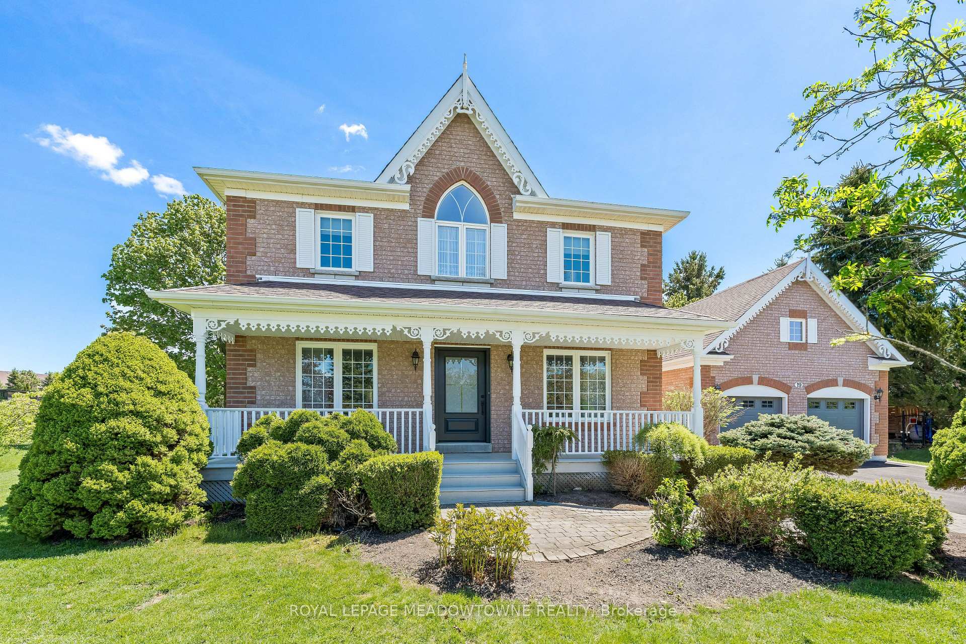 19 Mccullogh Drive Erin Ontario Canada Sale residential Renee Herrera Royal LePage Meadowtowne Realty, Brokerage *