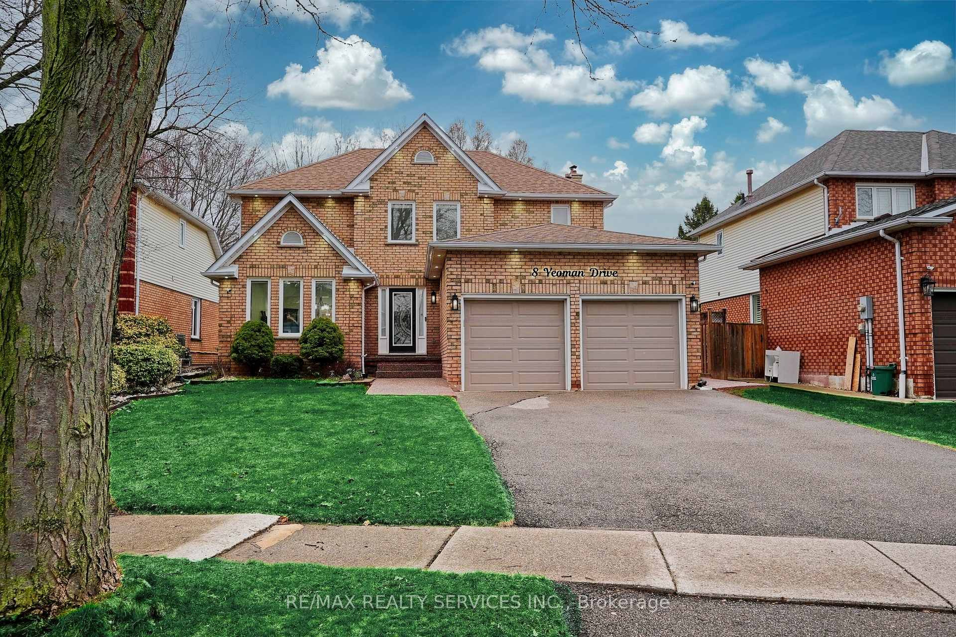8 Yeoman Drive Brantford Ontario Canada Sale residential Marlene De Sousa RE/MAX Realty Services Inc., Brokerage*