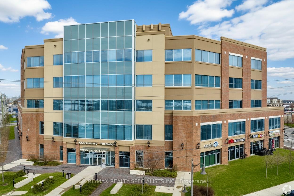 475 - 2525 Old Bronte Road Oakville Ontario Canada Lease commercial Colette Lim RE/MAX Realty Specialists Inc., Brokerage *