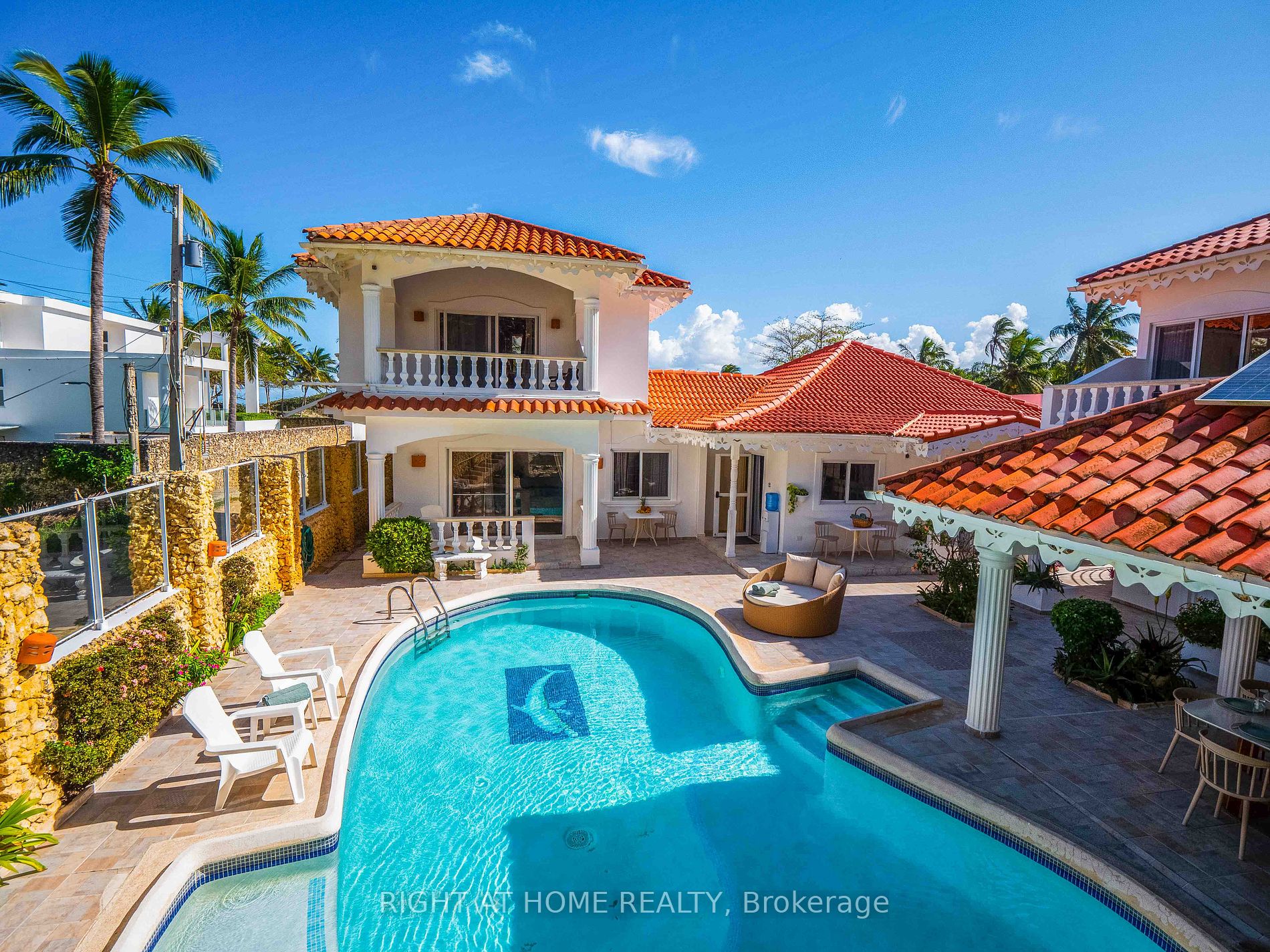Cabarete Villa BRISAS DORADAS Dominican Ontario Canada Sale residential Guido Bernal Right at Home Realty, Brokerage*