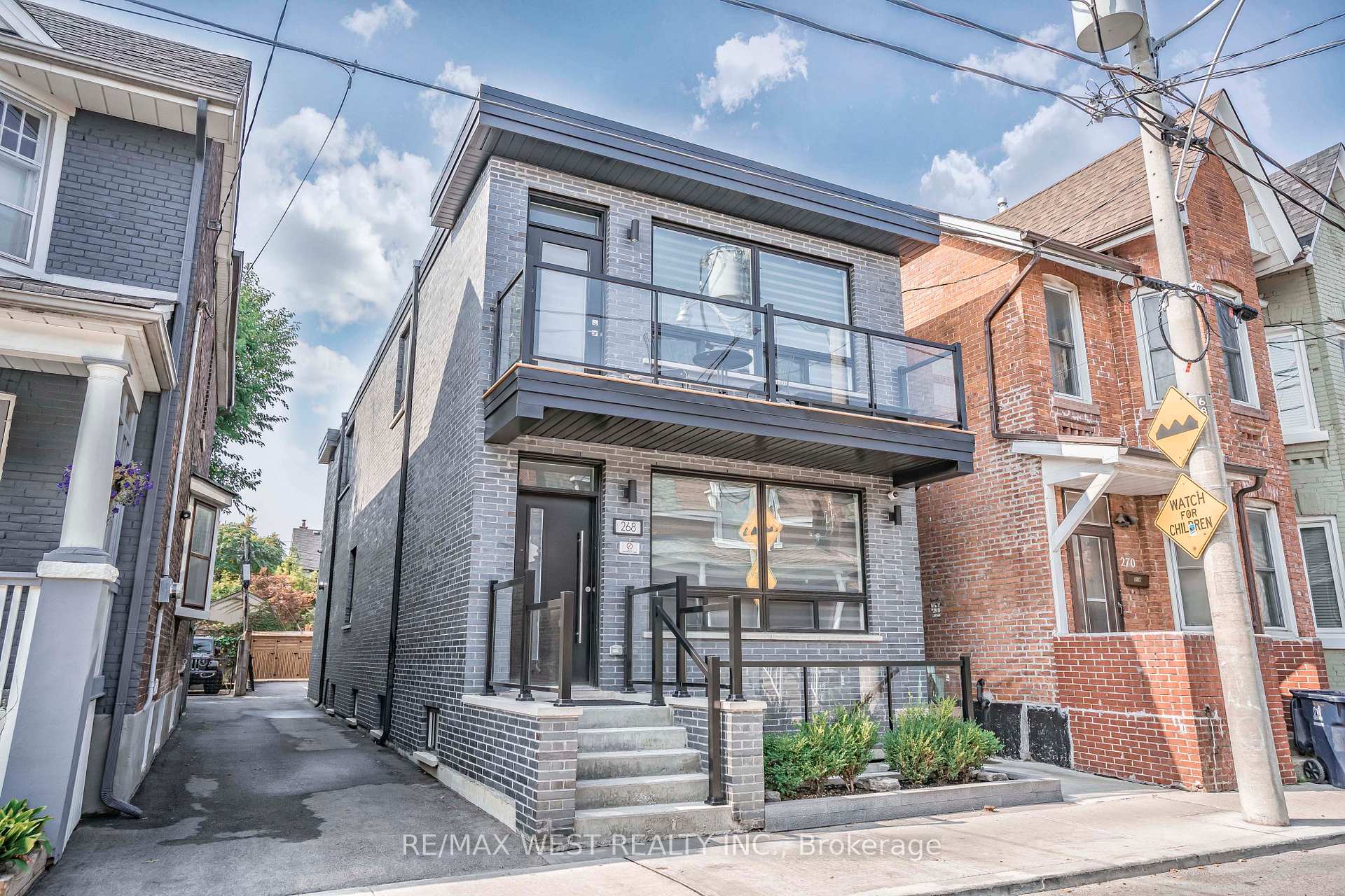 268 Sterling Road Toronto Ontario Canada Sale residential Lee Dias RE/MAX West Realty Inc., Brokerage *