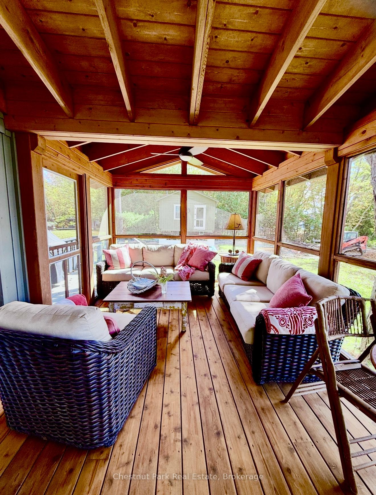 5 Bedroom Single Family Home/House's Image 21