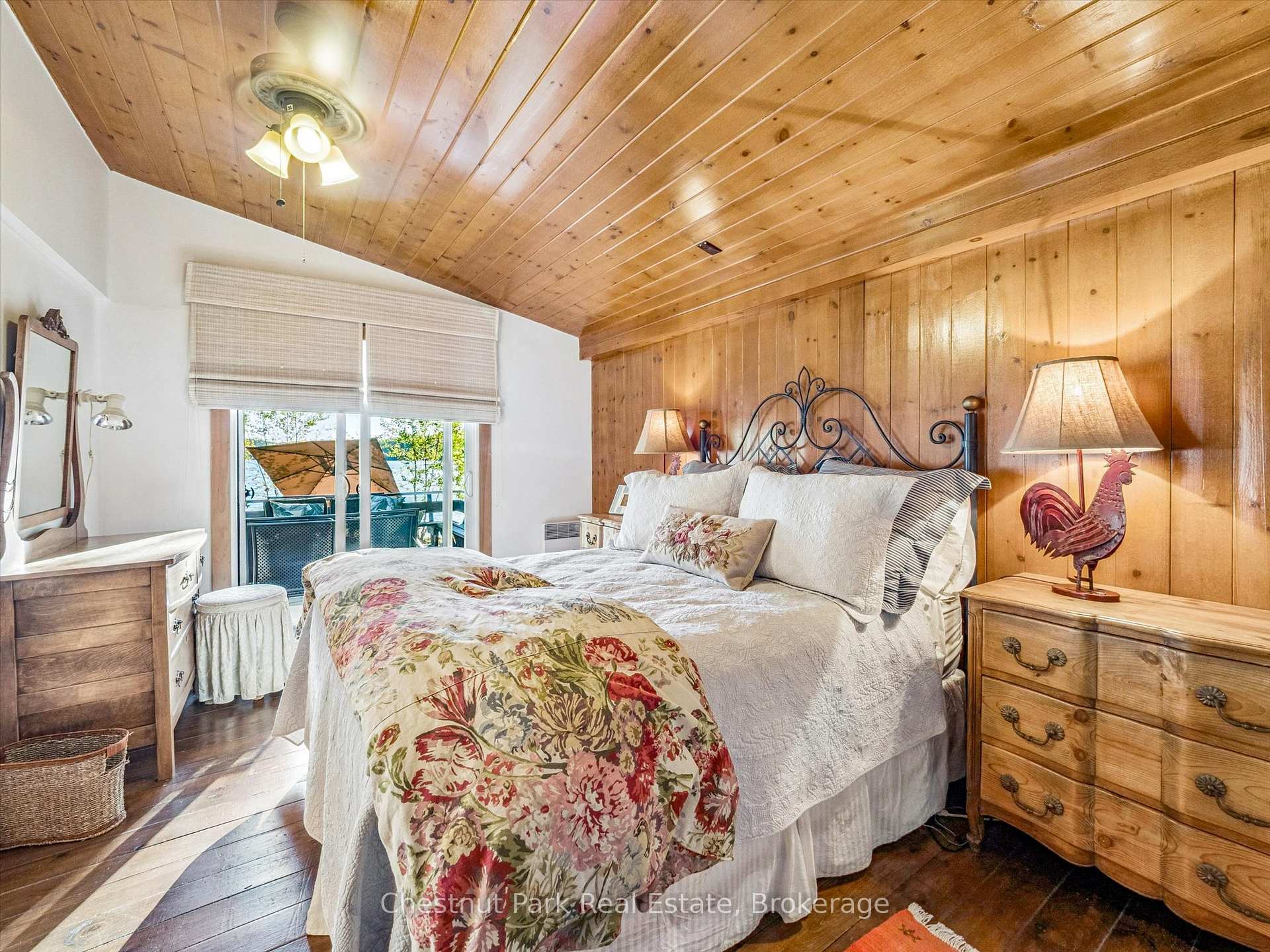 5 Bedroom Single Family Home/House's Image 23