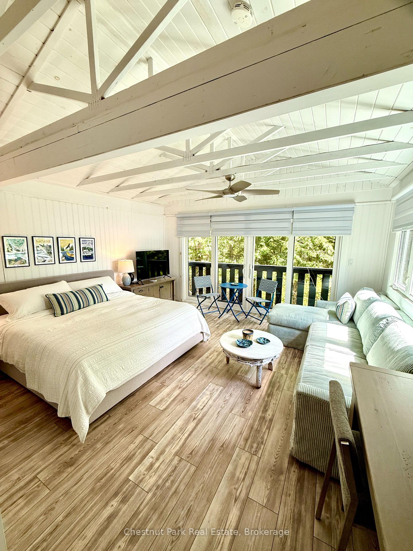 5 Bedroom Single Family Home/House's Image 34