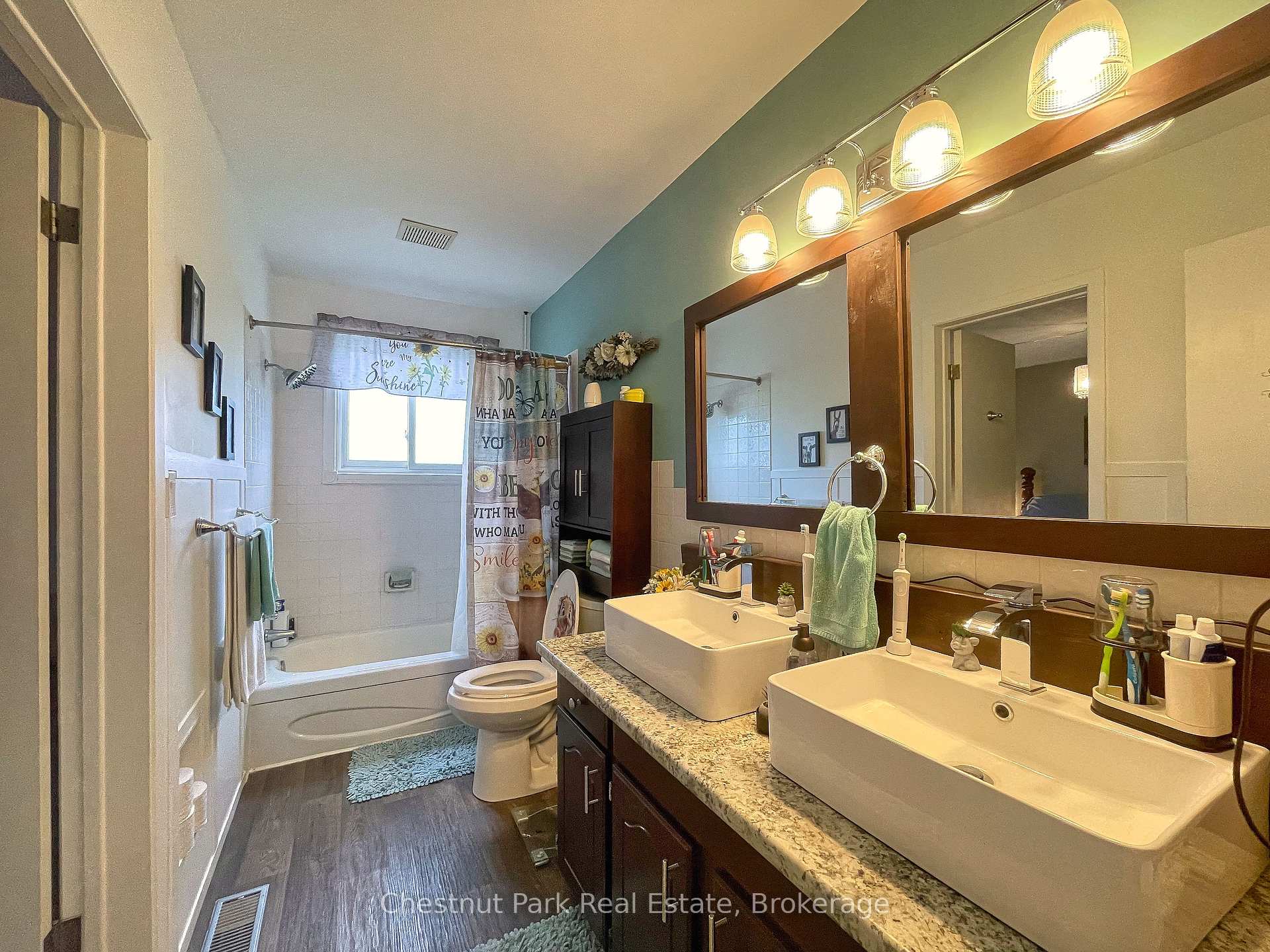 4 Bedroom Single Family Home/House's Image 10