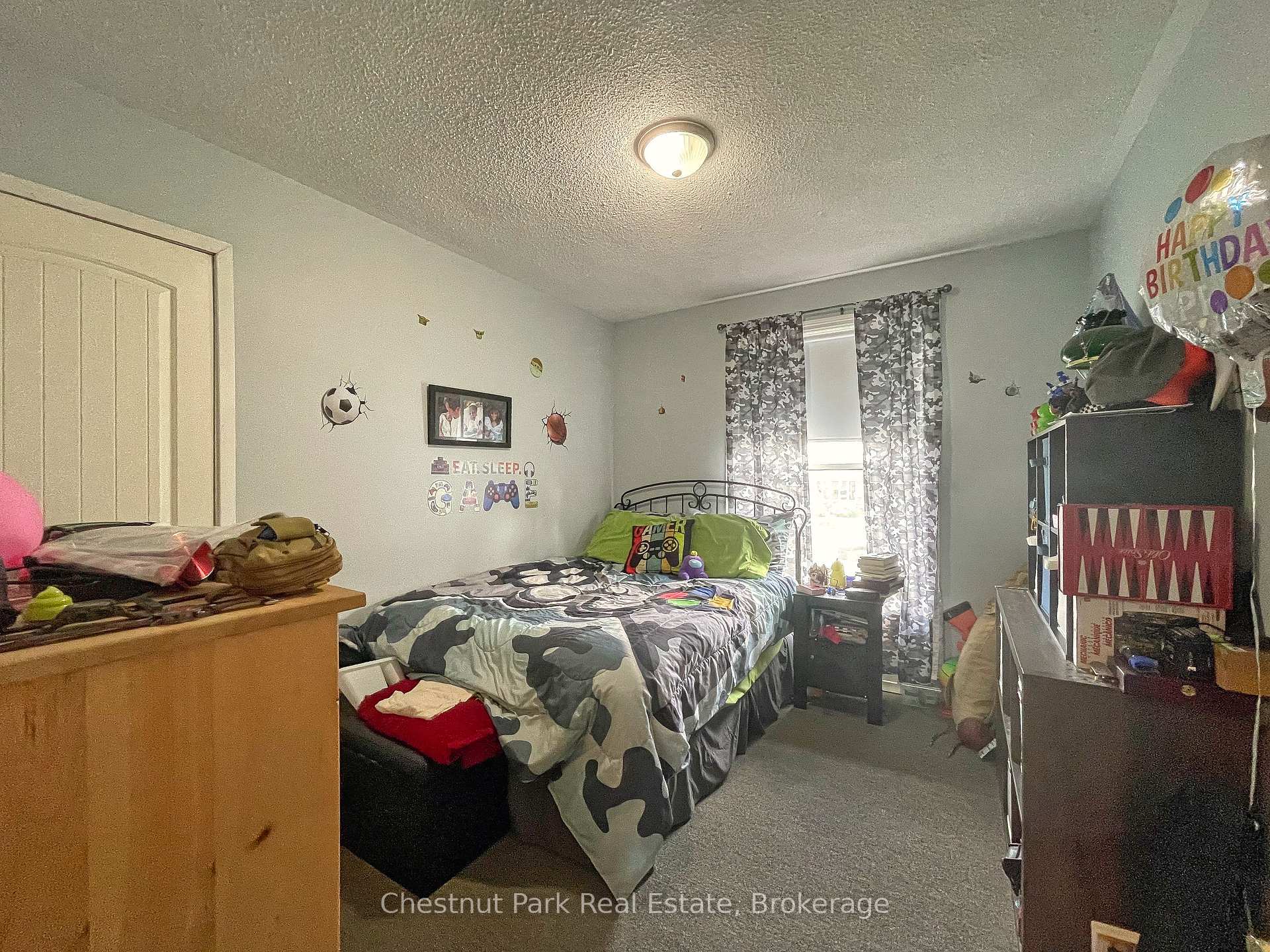 4 Bedroom Single Family Home/House's Image 11