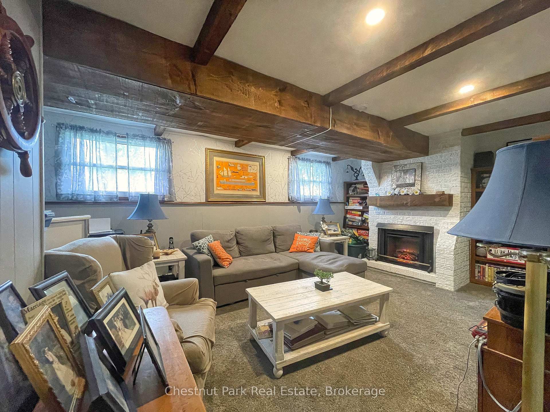 4 Bedroom Single Family Home/House's Image 14