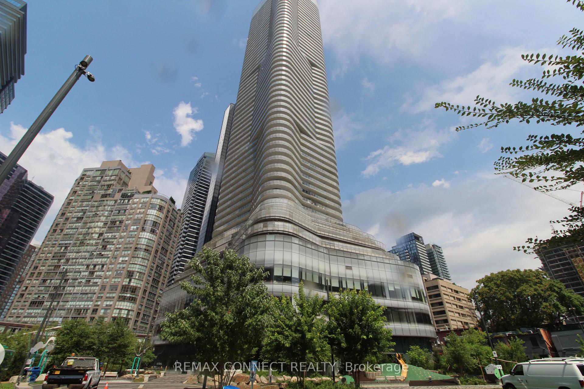 # 324 - 15 Wellesley Street W Toronto Ontario Canada Lease commercial Bob Bahreinian REMAX YOUR COMMUNITY REALTY