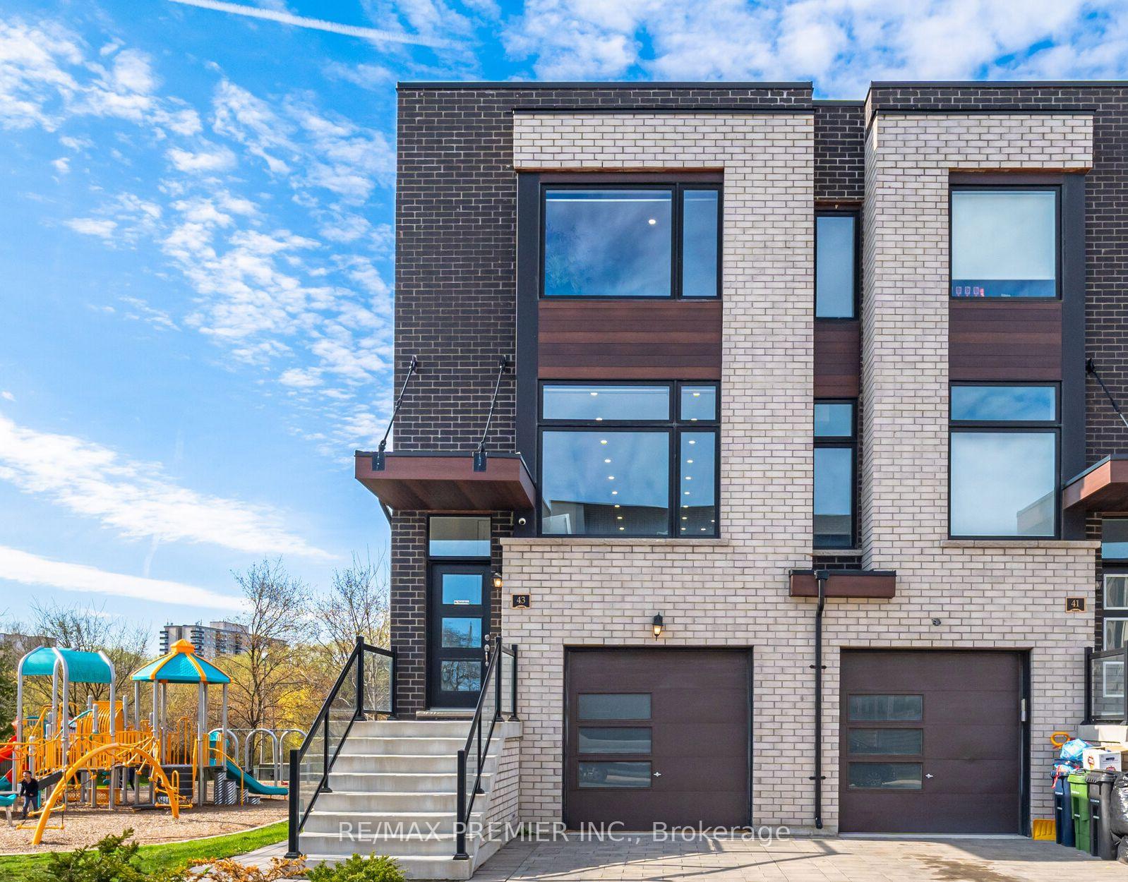 43 Wild Rose Gardens Toronto Ontario Canada Sale residential Tayyib Shariff RE/MAX PREMIER INC., Brokerage - Wilson Office *