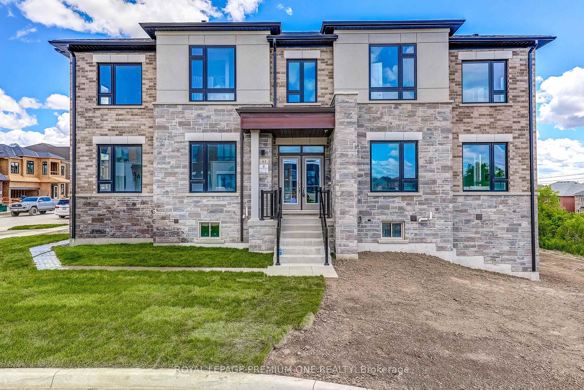 61 Raymond Schell Avenue Markham Ontario Canada Sale residential   Royal LePage Premium One Realty, Brokerage*