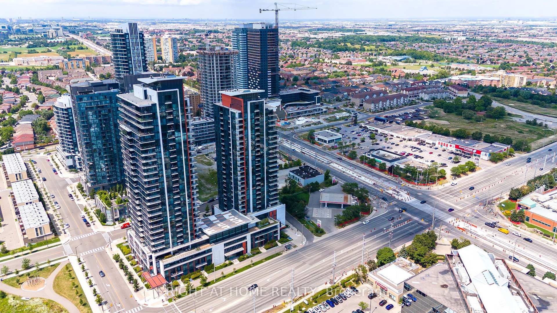101 - 55 Eglinton Avenue W Mississauga Ontario Canada Rent residential Elena Vankevich Brokerage Information: Not available, please contact website owner