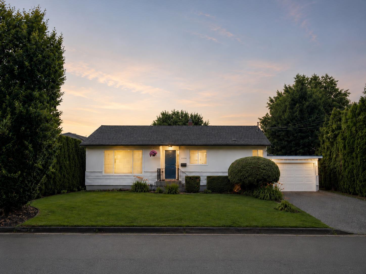 9335 WOODBINE STREET|Chilliwack  Chilliwack British Columbia Canada Sale residential Effie Sachami HOMELIFE ADVANTAGE REALTY LTD,