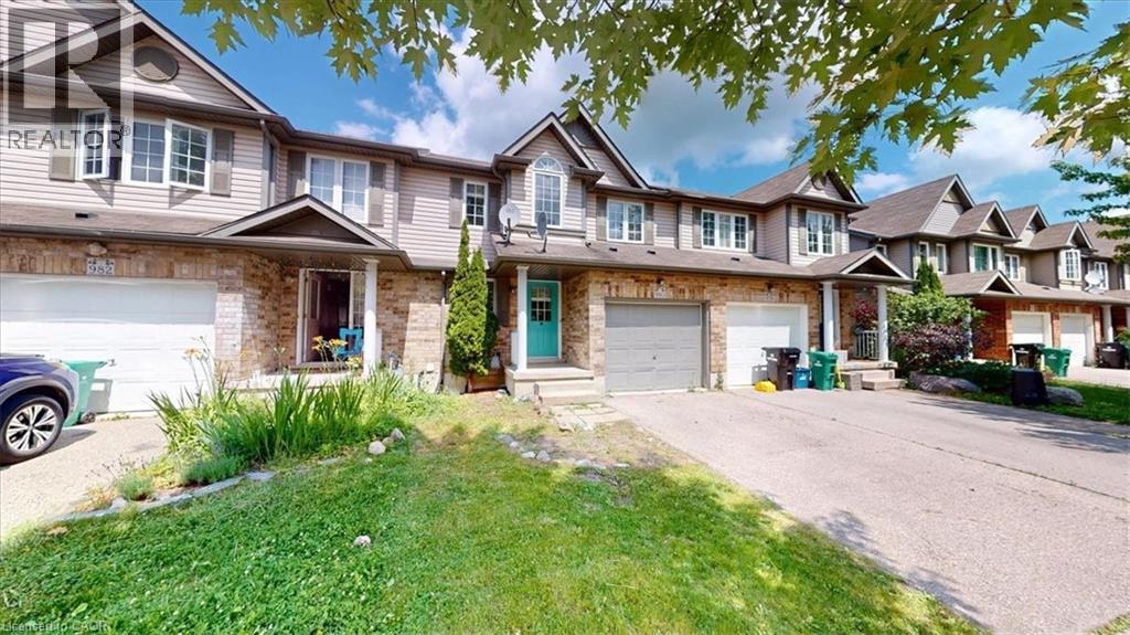 980 CREEKSIDE Drive Waterloo Ontario Canada Sale residential Rebecca Dorey RE/MAX Solid Gold Realty (II) Ltd., Brokerage*