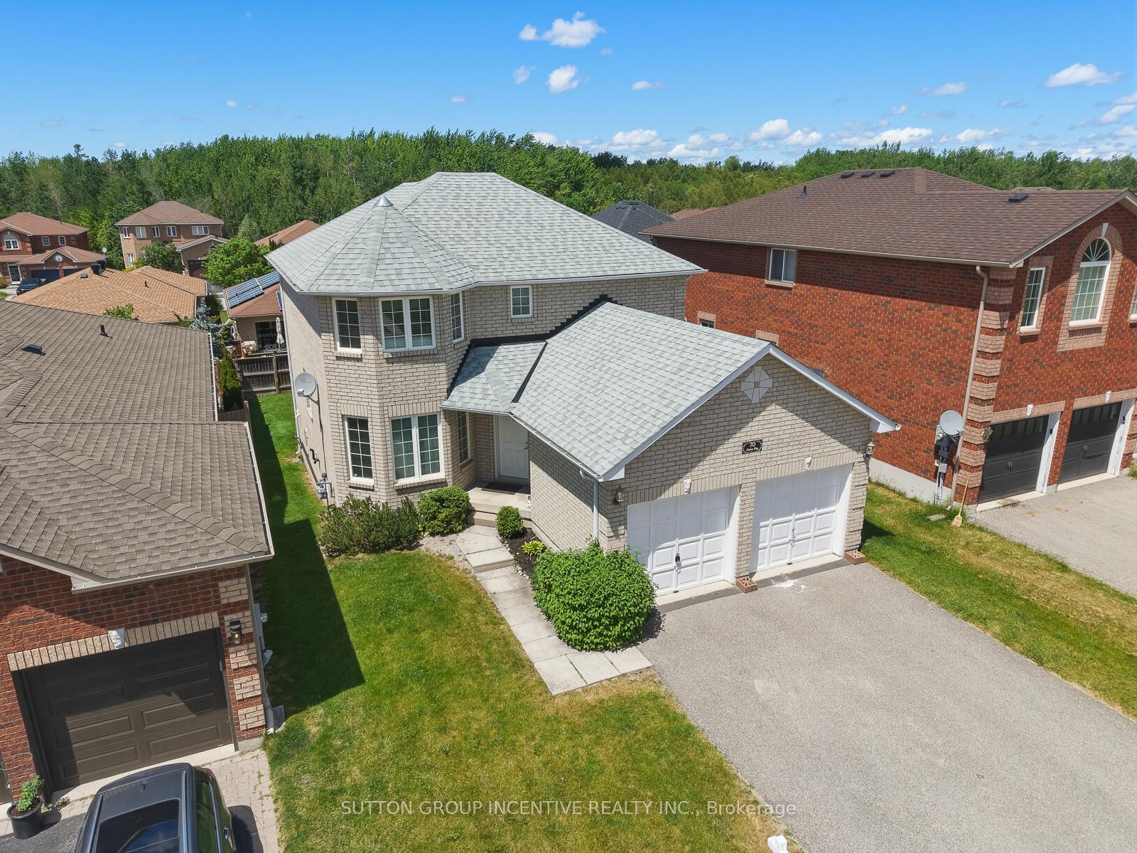 70 Shalom Way Barrie Ontario Canada Sale residential Jason Gavadza Keller Williams Referred Urban Realty, Brokerage*